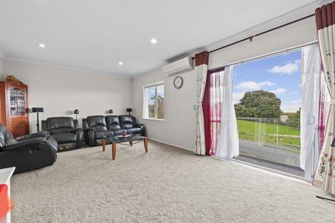 Photo of property in 57 Pitt Avenue, Clendon Park, Auckland, 2103