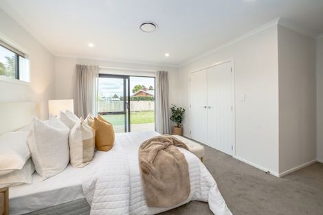Photo of property in 21 Coralie Place, Lansdowne, Masterton, 5810