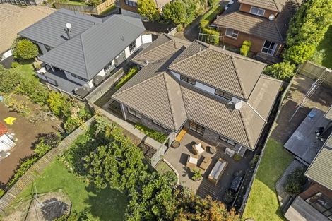 Photo of property in 1/9 Kells Place, Botany Downs, Auckland, 2010