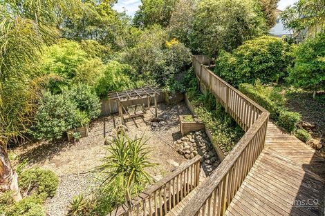 Photo of property in 2 Burtts Road, Durie Hill, Whanganui, 4500