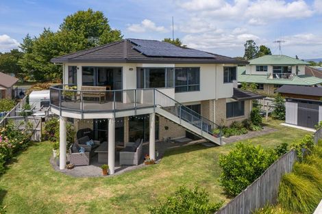 Photo of property in 12 Belmont Rise, Katikati, 3129