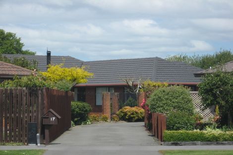 Photo of property in 17 Topaz Place, Bishopdale, Christchurch, 8053