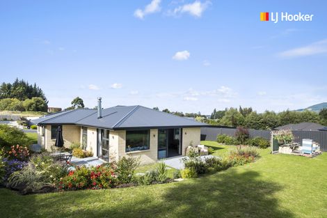 Photo of property in 16 Abbeyfield Close, Abbotsford, Dunedin, 9018