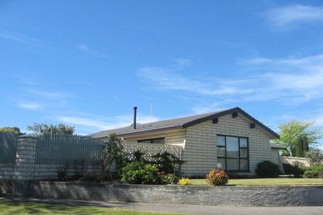 Photo of property in 2 Fenmere Place, Burwood, Christchurch, 8083