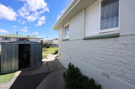 Photo of property in 42 Stuart Street, Holmes Hill, Oamaru, 9401