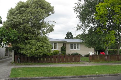 Photo of property in 1/12 Waiari Road, Conifer Grove, Takanini, 2112
