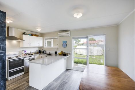 Photo of property in 25 Sunderland Drive, Flaxmere, Hastings, 4120