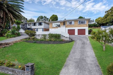 Photo of property in 8 Station Road, Pukekohe, 2120