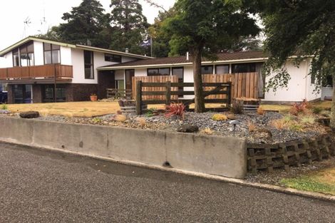 Photo of property in 69 Park Road, Carterton, 5713