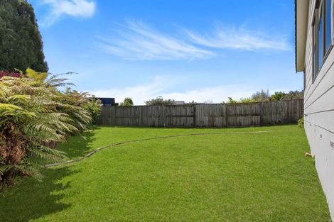 Photo of property in 10 Bradley Place, Lynmore, Rotorua, 3010