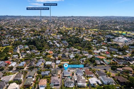 Photo of property in 1/66 Browns Bay Road, Rothesay Bay, Auckland, 0630