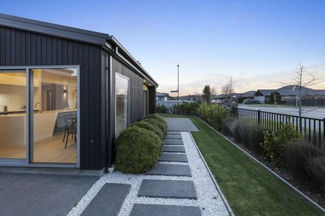 Photo of property in 1 Blue Jacket Drive, Halswell, Christchurch, 8025