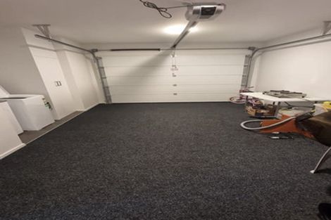 Photo of property in 19 Kaimai Avenue, Massey, Auckland, 0614