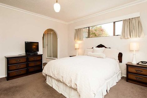 Photo of property in 217 Maidstone Road, Avonhead, Christchurch, 8042