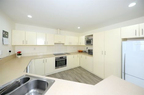 Photo of property in 3 Althorp Place, Avonhead, Christchurch, 8042