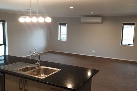 Photo of property in 15 Hector Drive, Rototuna North, Hamilton, 3210