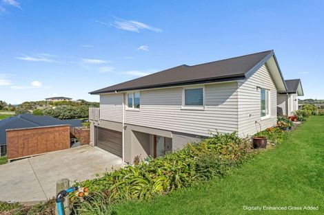 Photo of property in 12 Longbeach Drive, Castlecliff, Whanganui, 4501