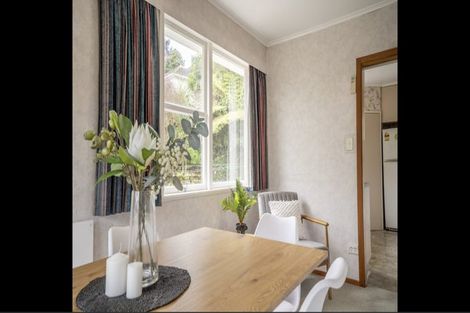 Photo of property in 3 South Street, Tawa, Wellington, 5028