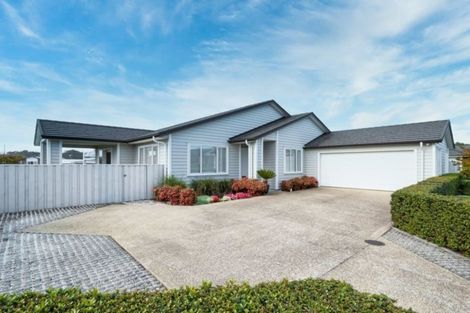 Photo of property in 15 Turpin Road, Riverhead, 0820