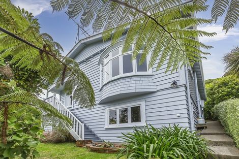 Photo of property in 17 Houghton Bay Road, Houghton Bay, Wellington, 6023