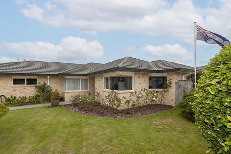 Photo of property in 90 Realm Drive, Paraparaumu, 5032