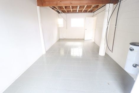 Photo of property in 142 Mokoia Road, Chatswood, Auckland, 0626