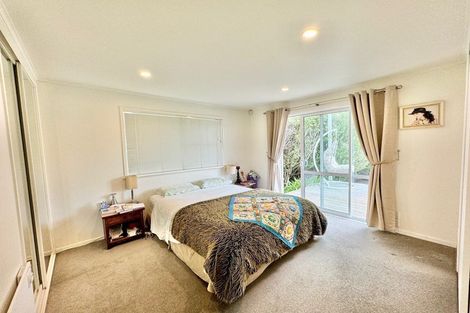 Photo of property in 121 Muir Avenue, Mangere Bridge, Auckland, 2022