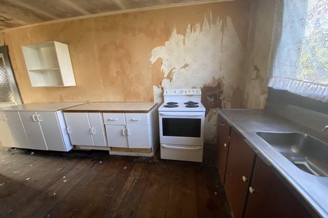 Photo of property in 81 Ngatai Street, Manaia, 4612