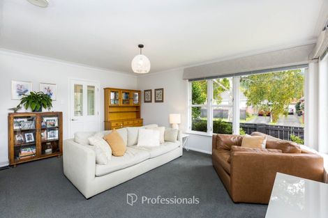 Photo of property in 35 Whirinaki Crescent, Heretaunga, Upper Hutt, 5018