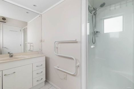 Photo of property in 28 Kenneth Small Place, Remuera, Auckland, 1050