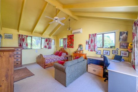 Photo of property in 304 Thames Coast Sh25 Road, Thornton Bay, Thames, 3575