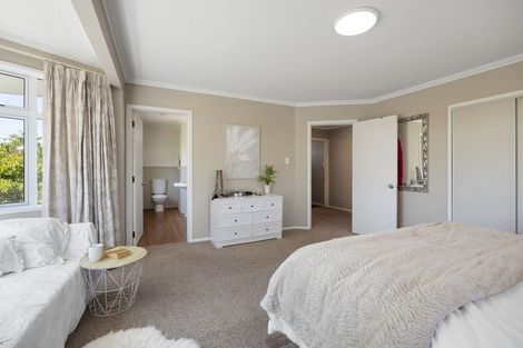 Photo of property in 46 Maclean Street, Cambridge, 3434