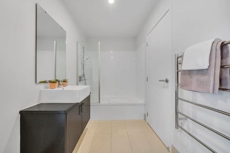 Photo of property in 17/182 Flat Bush School Road, Flat Bush, Auckland, 2019