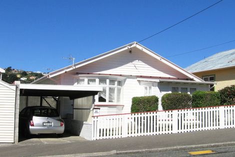 Photo of property in 67 Eden Street, Island Bay, Wellington, 6023