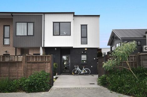 Photo of property in 31 Onekiritea Road, Hobsonville, Auckland, 0616