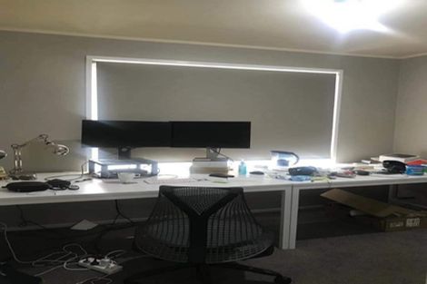 Photo of property in 11 Wanita Place, Totara Vale, Auckland, 0629