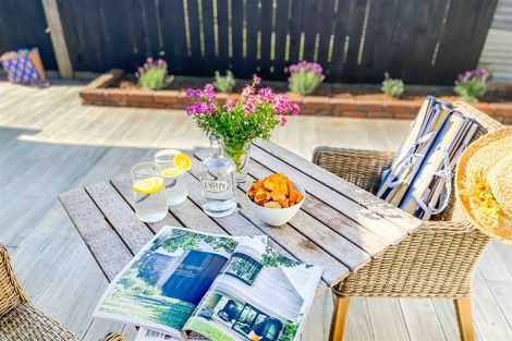 Photo of property in 1 Hemara Street, Waikanae Beach, Waikanae, 5036