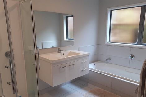 Photo of property in 10 Tokerau Crescent, Pukekohe, 2120