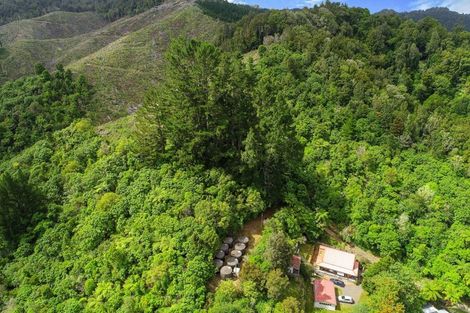 Photo of property in 57 Oxford Road, Lake Rotoma, Rotorua, 3074