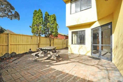 Photo of property in 2/194 Shirley Road, Papatoetoe, Auckland, 2025