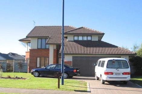 Photo of property in 35 Nielsen Gardens, Rototuna, Hamilton, 3210