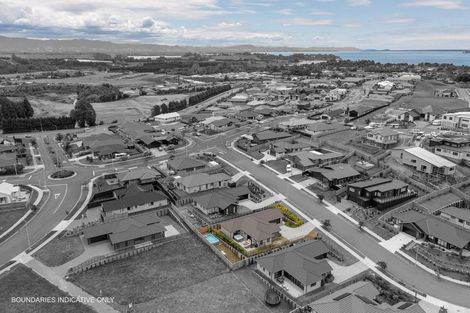 Photo of property in 8 Oyster Place, Omokoroa, 3114