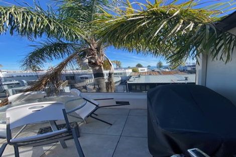 Photo of property in 36d May Street, Mount Maunganui, 3116