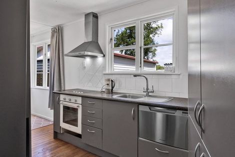 Photo of property in 24 Upjohn Street, Brooklands, New Plymouth, 4310