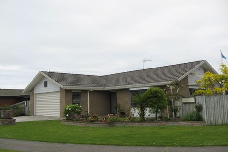 Photo of property in 18 Motutapu Avenue, Manly, Whangaparaoa, 0930