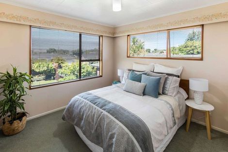 Photo of property in 19 Akepiro Place, Tawhero, Whanganui, 4501