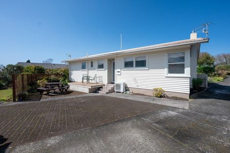 Photo of property in 9 Totaravale Street, Pukehangi, Rotorua, 3015