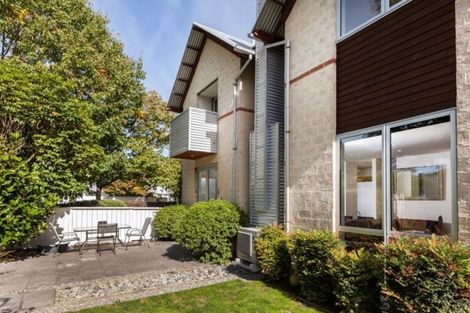 Photo of property in 1 Medbury Terrace, Fendalton, Christchurch, 8041