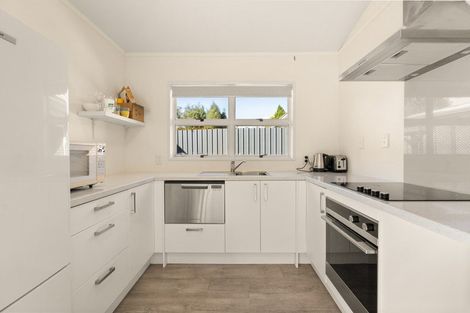 Photo of property in 86 Shakespeare Street, Leamington, Cambridge, 3432