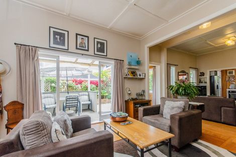 Photo of property in 4 Powell Street, Avondale, Auckland, 1026